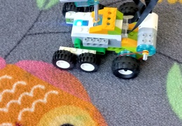 programowanie kl.3. Lego WeDo 2.0. Projekt Ciężarówka z czujnikiem ruchu