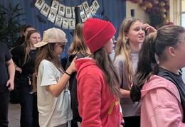 PXL 20251117 105017650.PORTRAIT